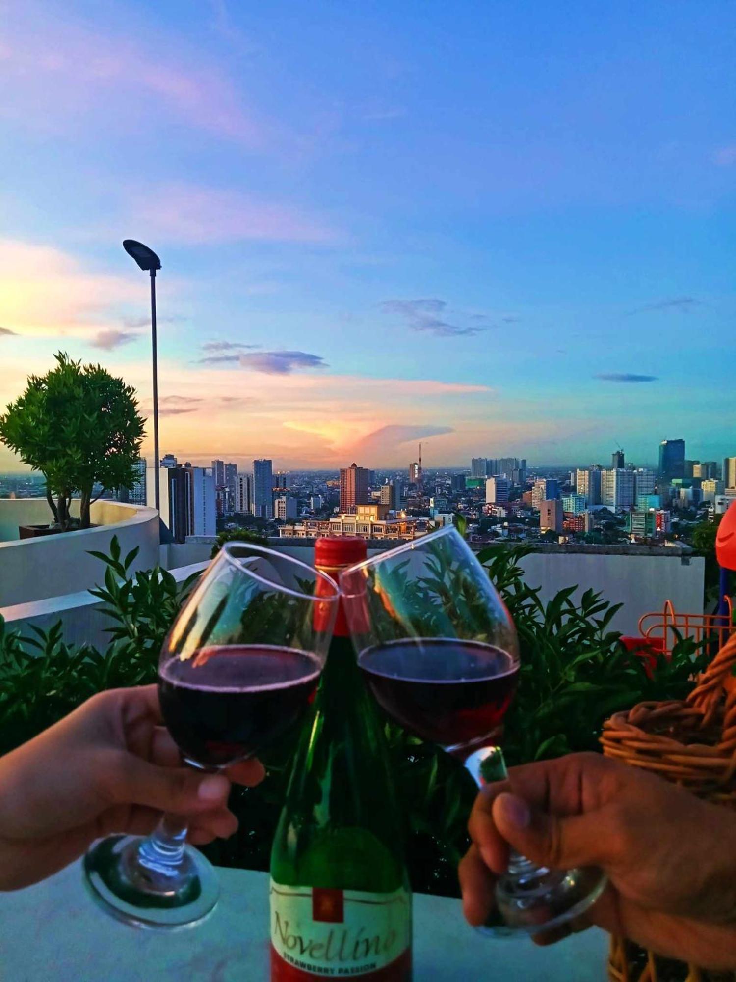K2 Suites Staycation Quezon City Exteriér fotografie